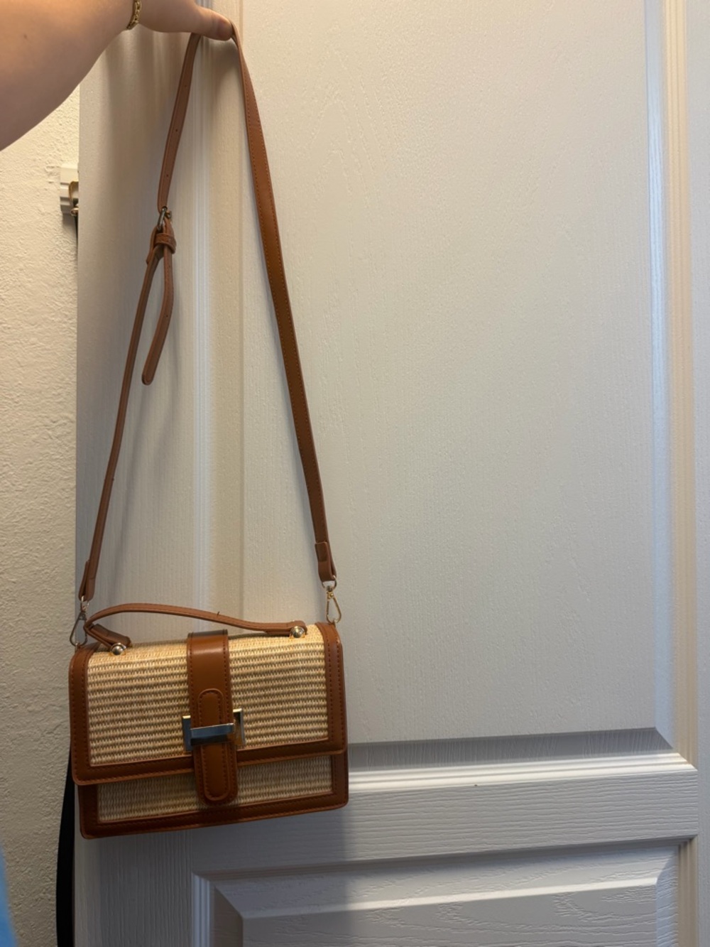 Tan Woven Crossbody Shoulder Bag - used once